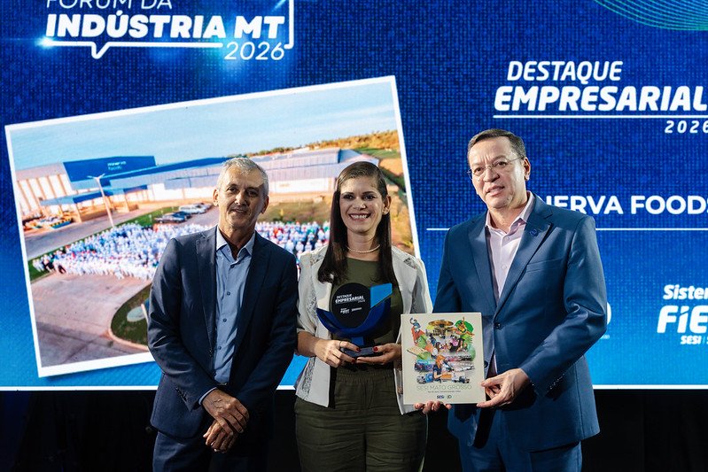 Minerva Foods é homenageada pelo Sindifrigo no Fórum da Indústria em Querência